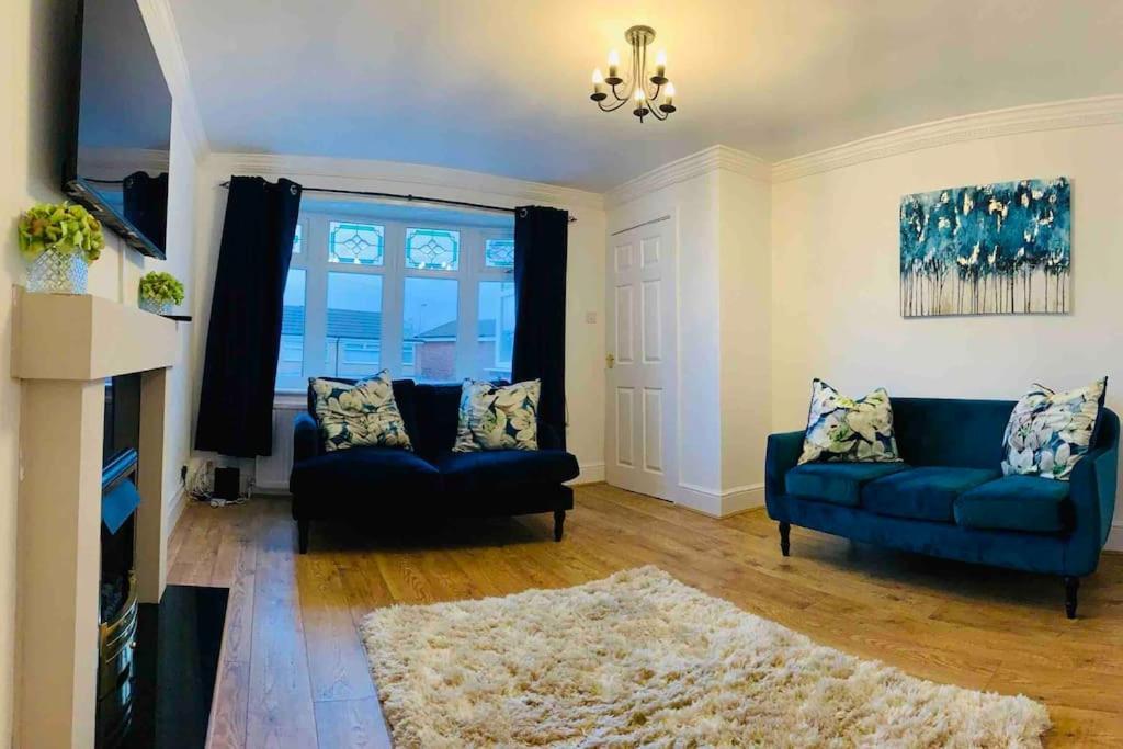 Homely Detached 3 Bedroom House Near Sheffield Rotherham Exterior foto
