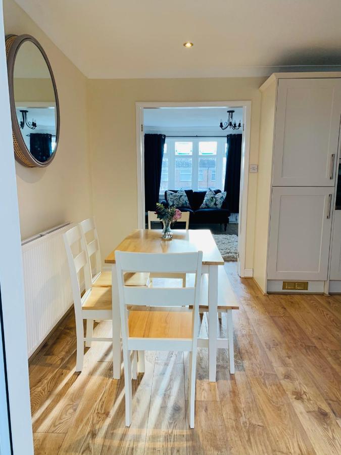 Homely Detached 3 Bedroom House Near Sheffield Rotherham Exterior foto