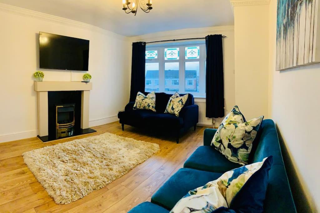 Homely Detached 3 Bedroom House Near Sheffield Rotherham Exterior foto